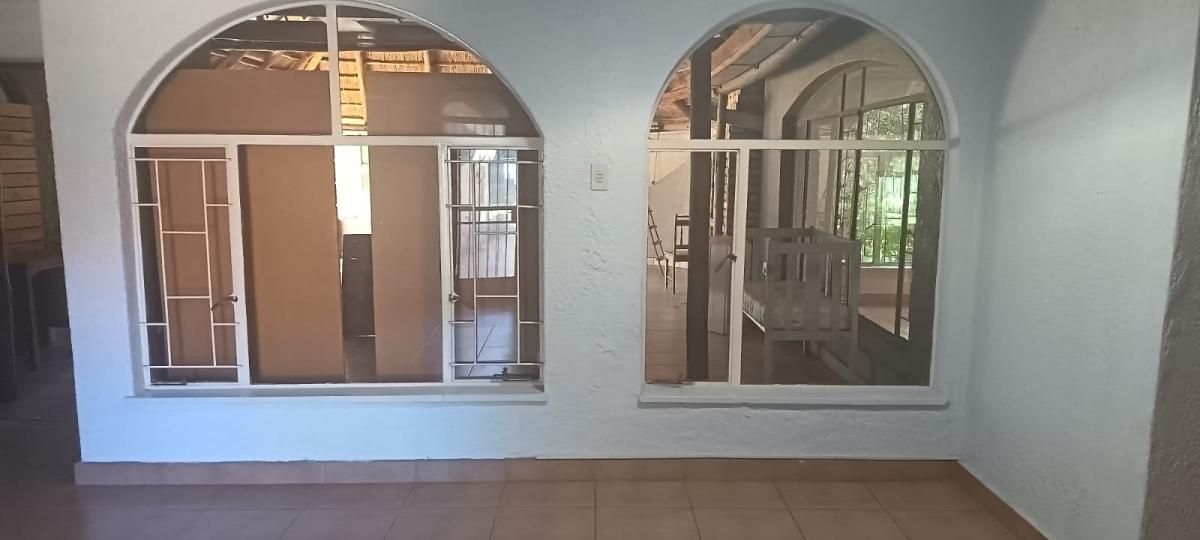 Photo 11 of 26