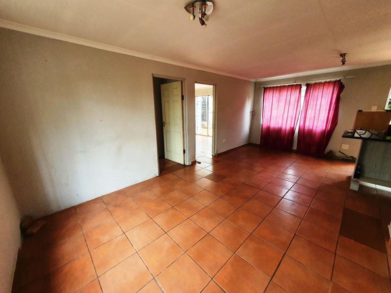 Photo 24 of 29
