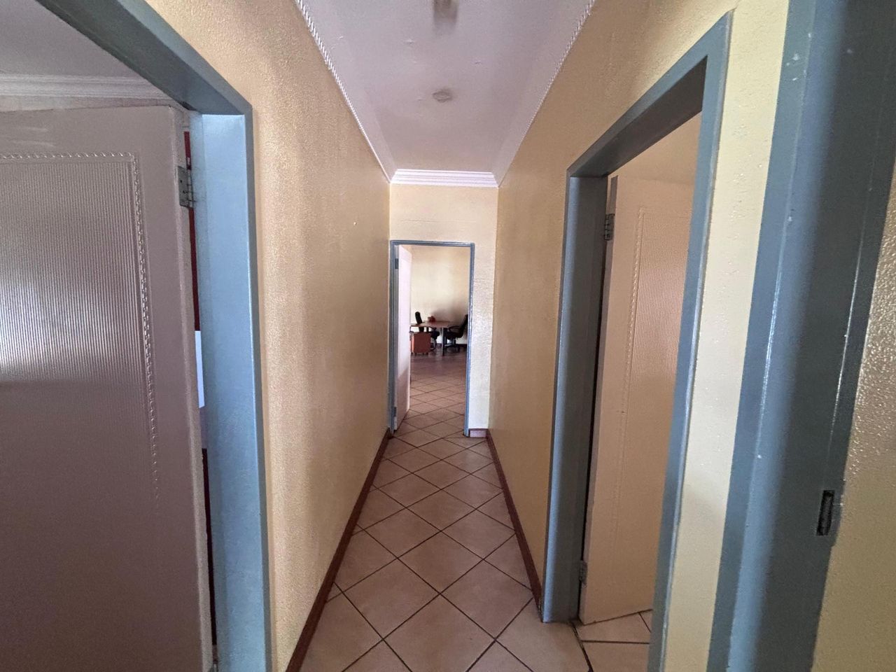 Photo 9 of 26