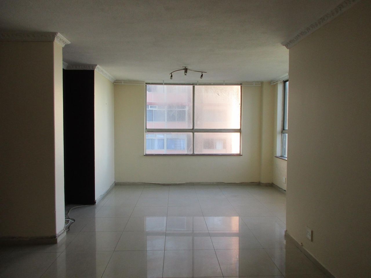 Photo 5 of 11