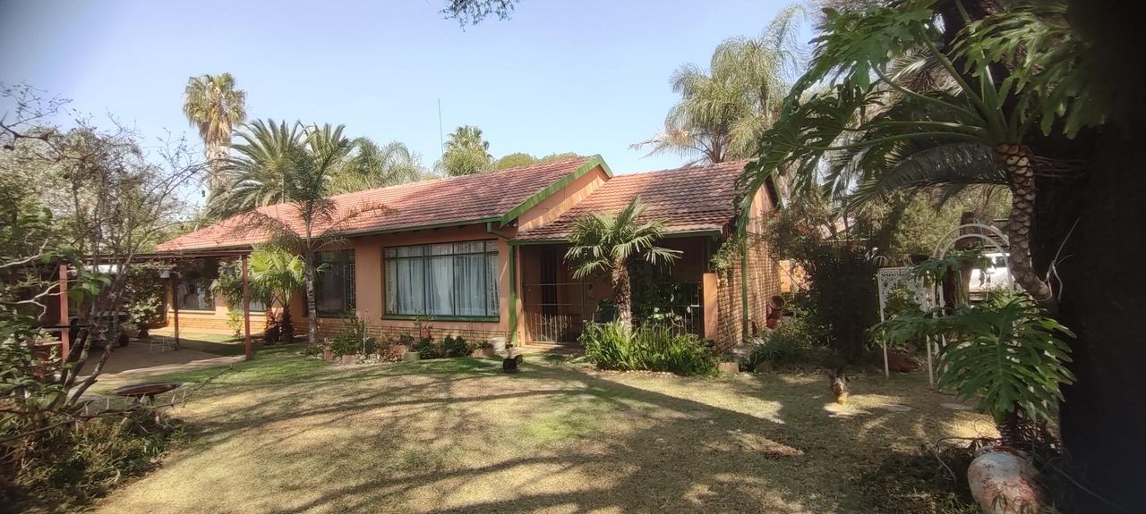 Photo of 3 Bedroom house for sale in Wilkoppies, Klerksdorp