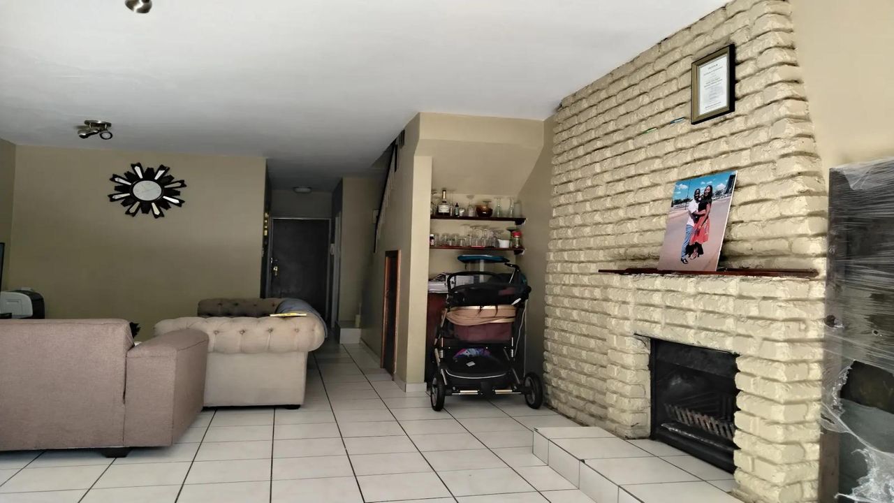 Photo 2 of 14