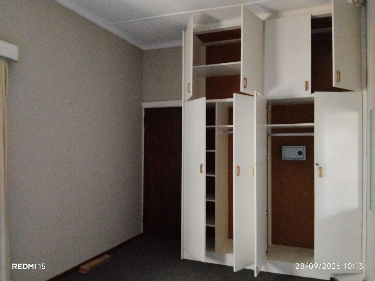 Photo 4 of 13