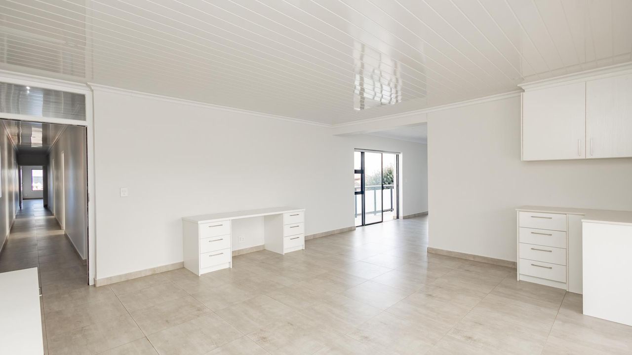 Photo of 5 Bedroom house for sale in Myburgh Park, Langebaan