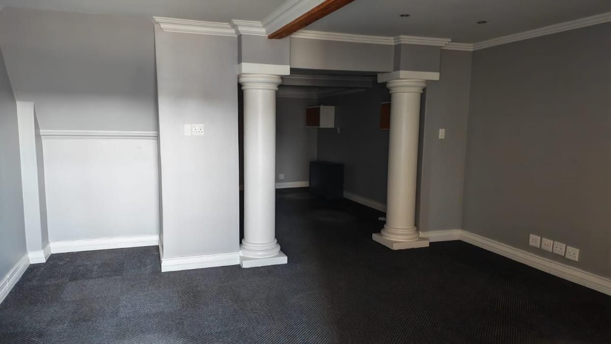 Photo 6 of 10