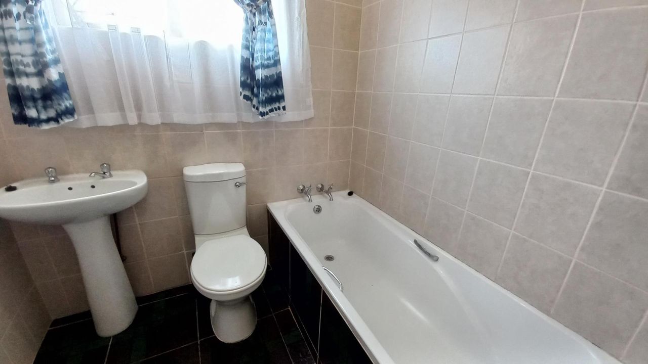 Photo 20 of 26