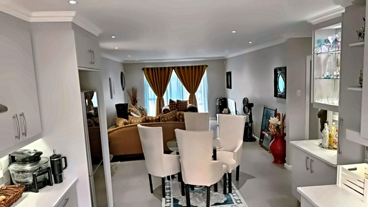 Photo 20 of 20
