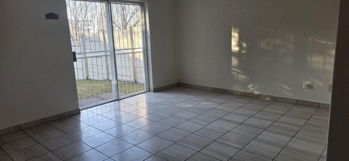 Photo of 2 Bedroom apartment to rent in Secunda