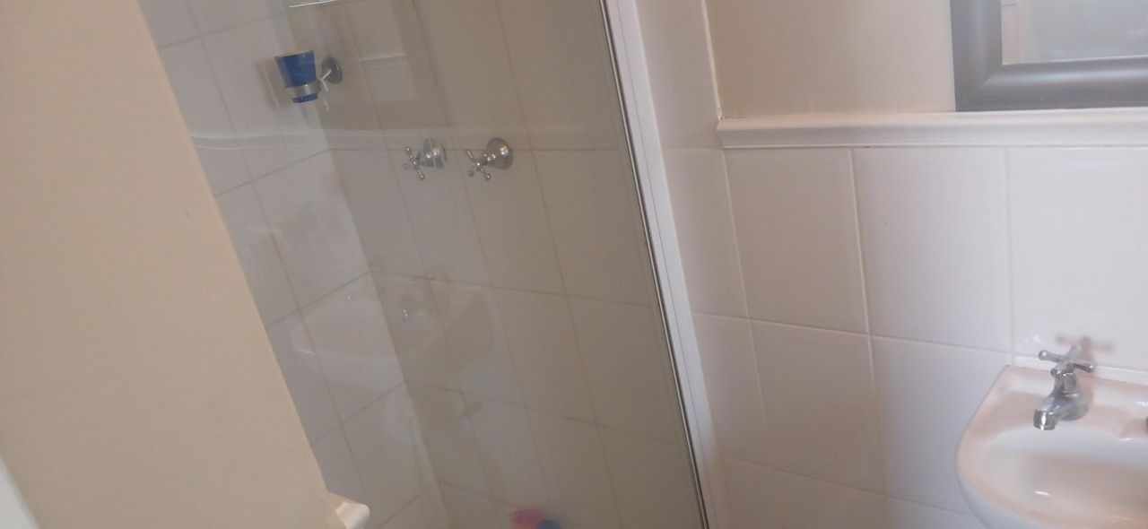 Photo 9 of 20