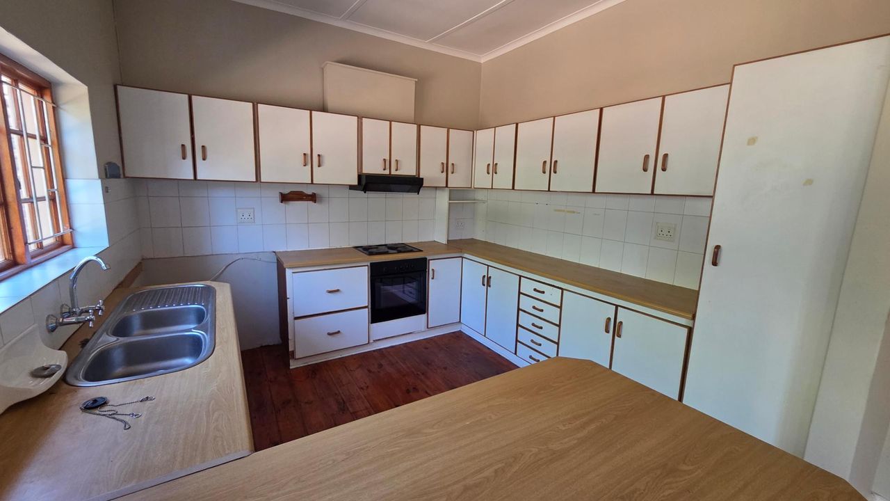 Photo of 3 Bedroom house to rent in West Bank, Oudtshoorn