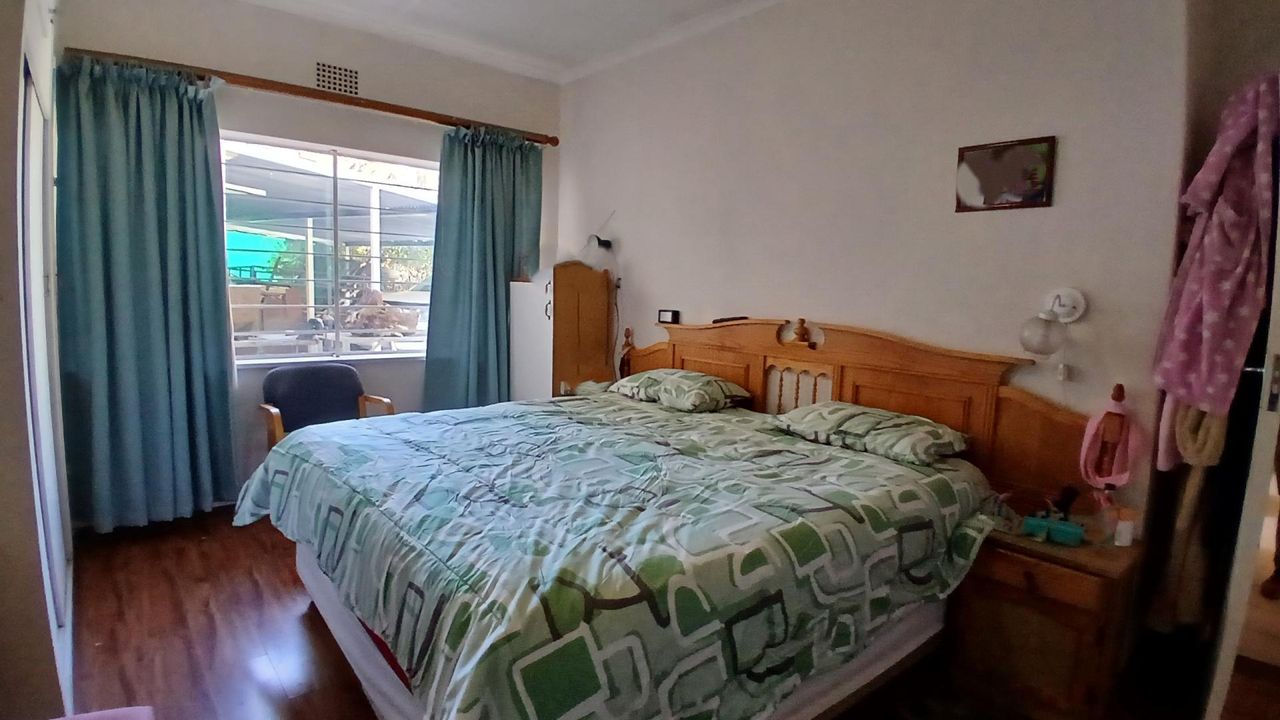 Photo 19 of 22