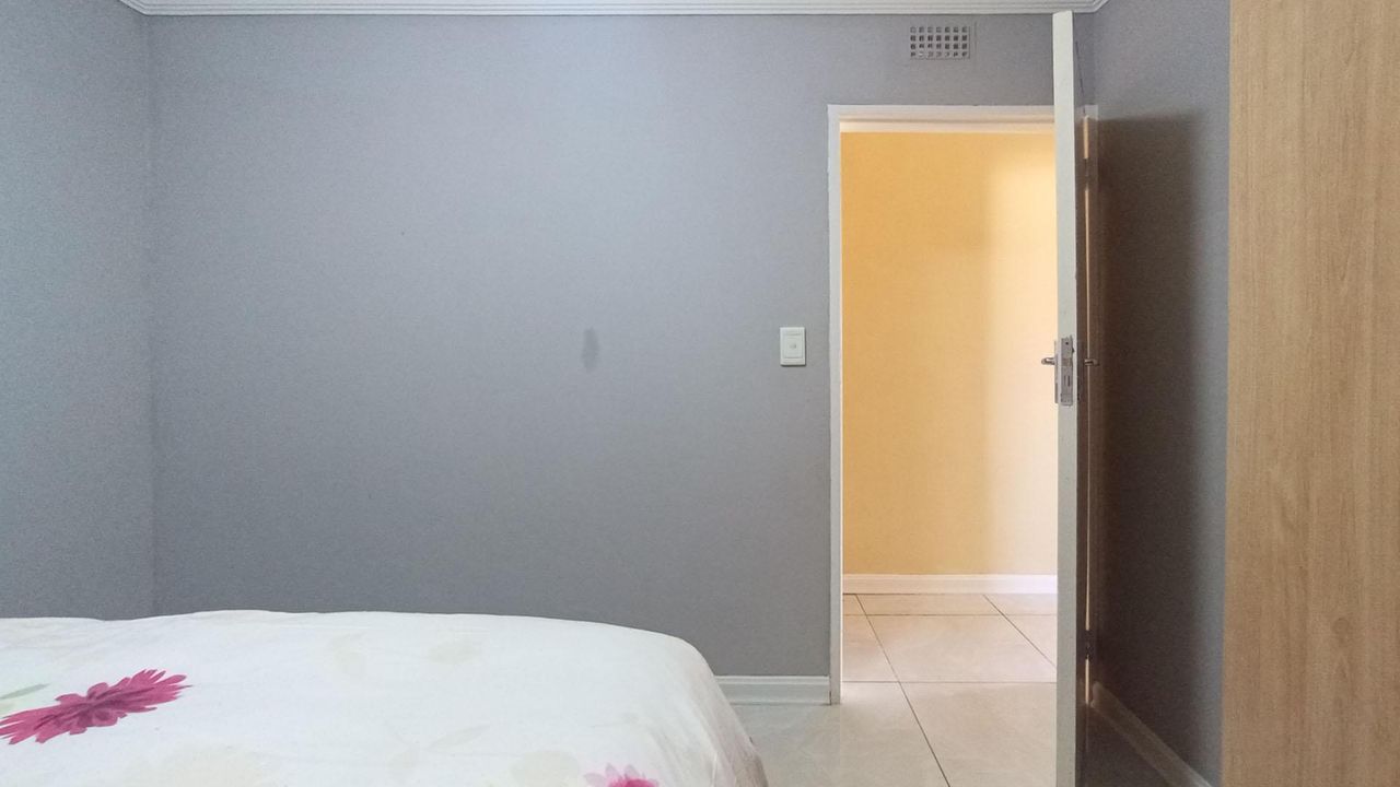 Photo 9 of 15