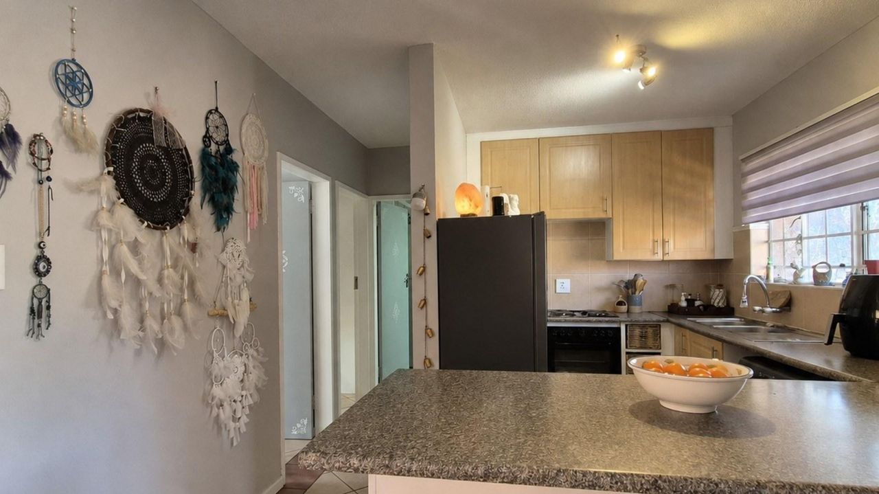 Photo 7 of 26