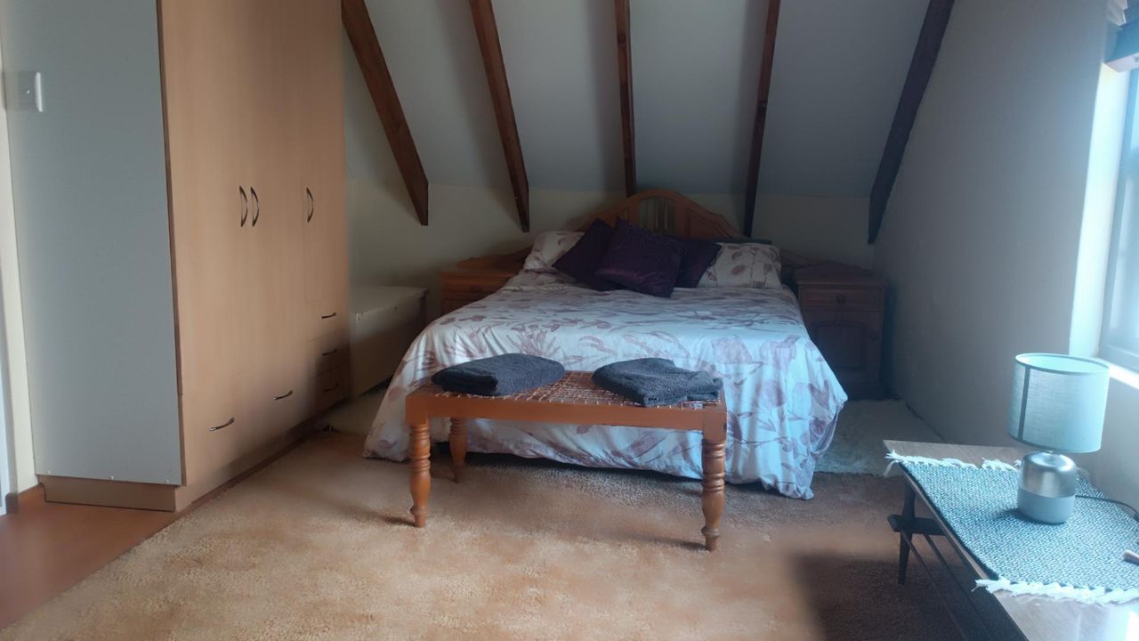 Photo 18 of 20