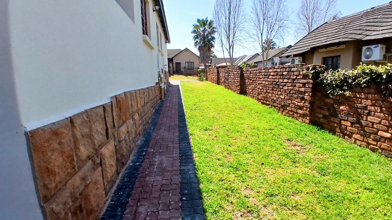 Photo 22 of 22