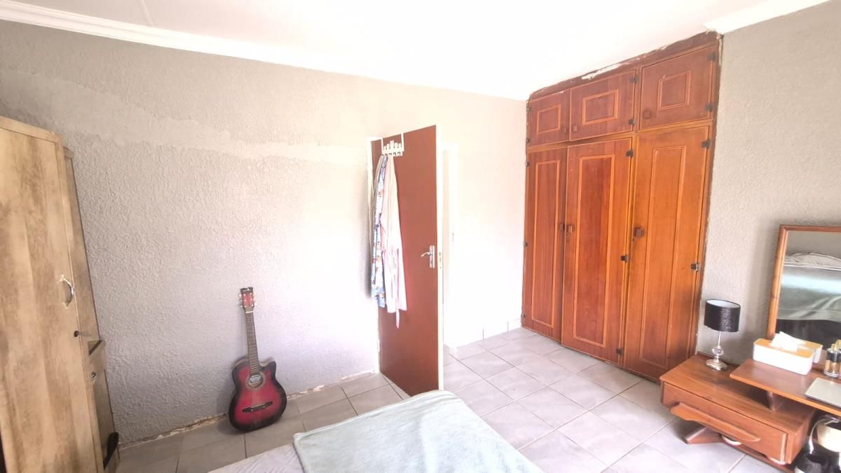 Photo 20 of 20