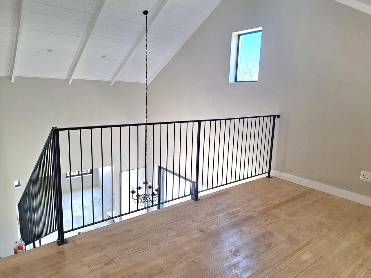Photo 3 of 14