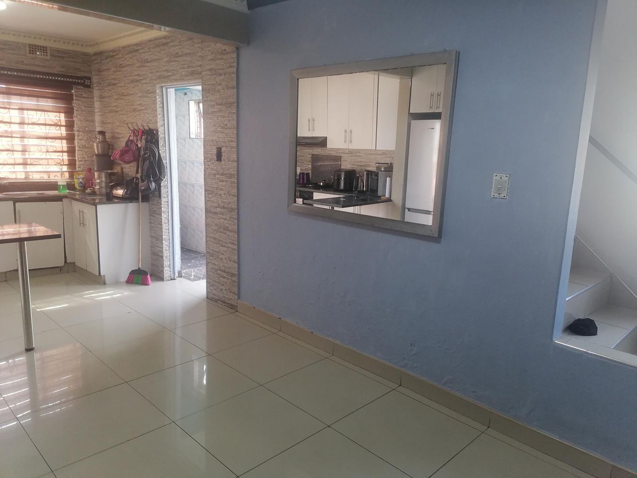 Photo 6 of 10