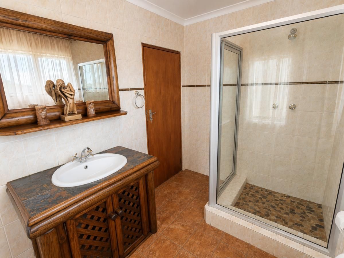 Photo of 8 Bedroom house for sale in Bredell, Kempton Park