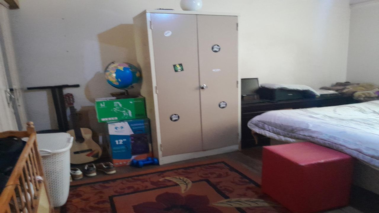Photo 7 of 13
