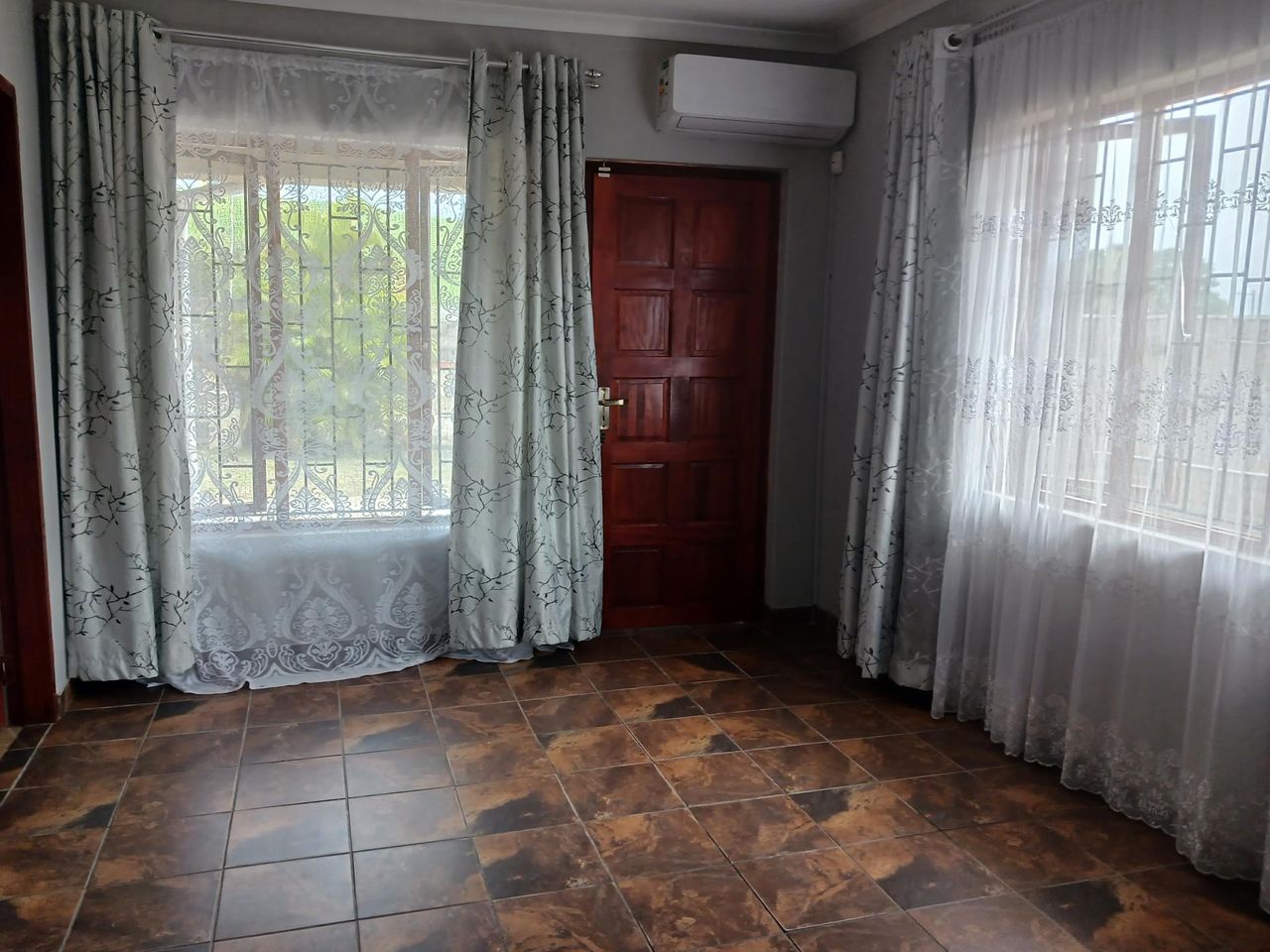 Photo 8 of 16
