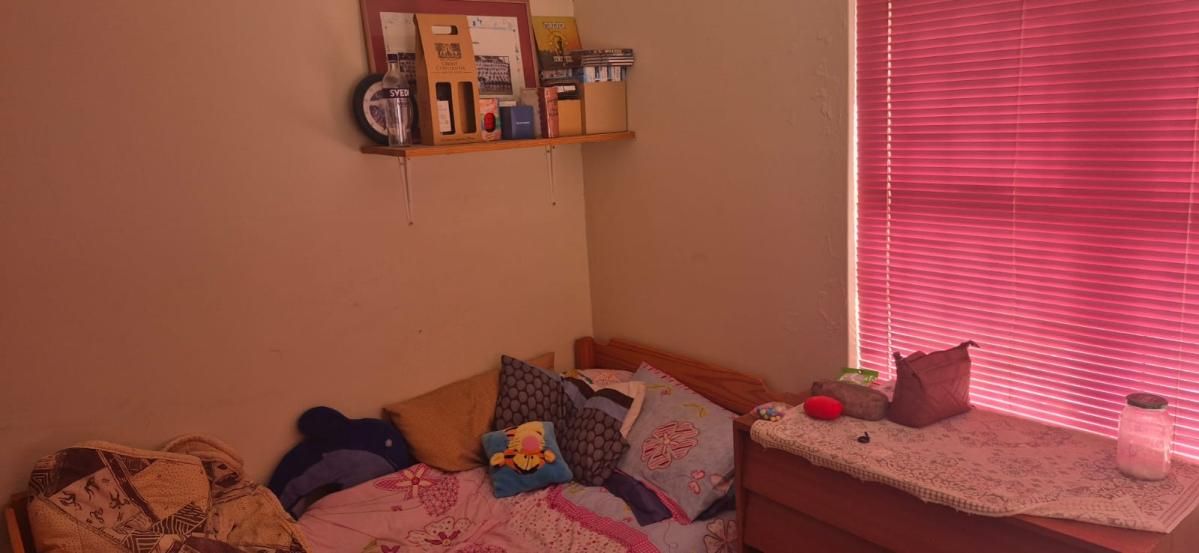 Photo 16 of 24