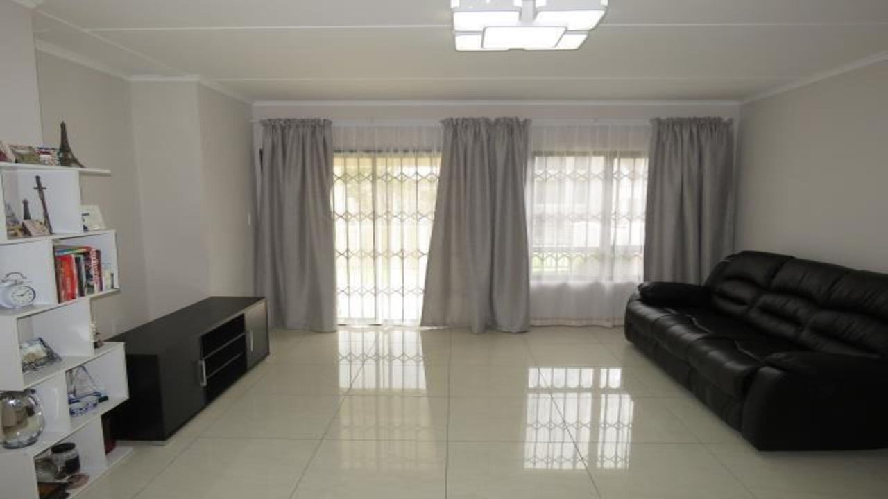 Photo 6 of 13