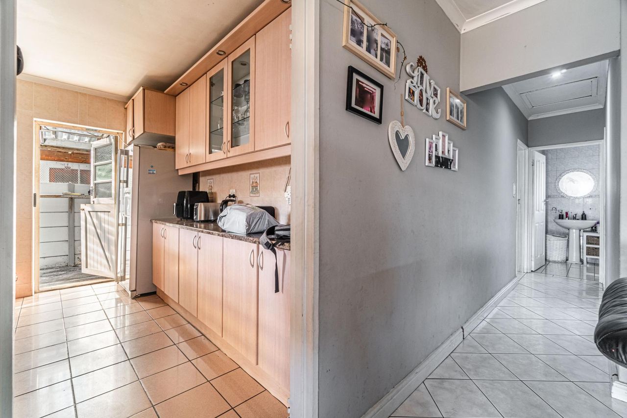 Photo of 2 Bedroom house for sale in Pelican Park, Cape Town