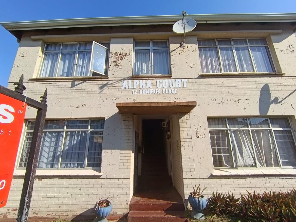 Photo of 2 Bedroom maisonette for sale in Umbilo, Durban