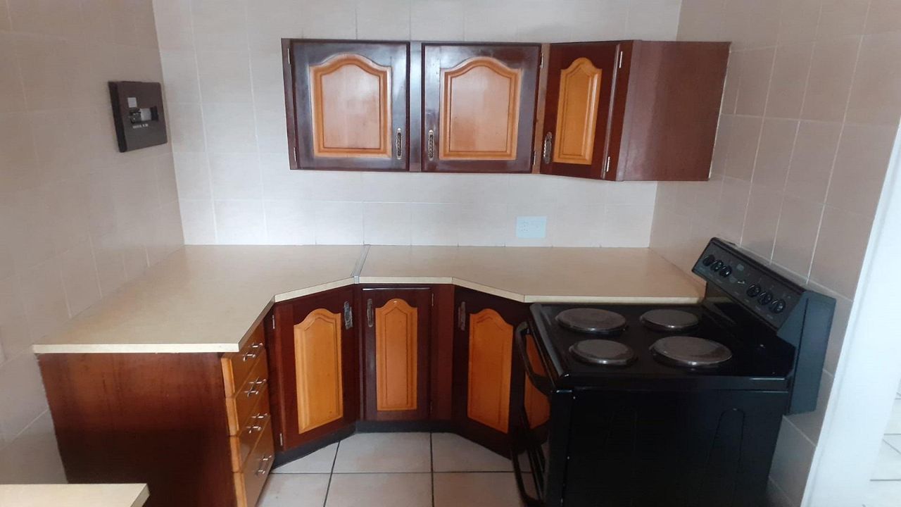 Photo 2 of 27