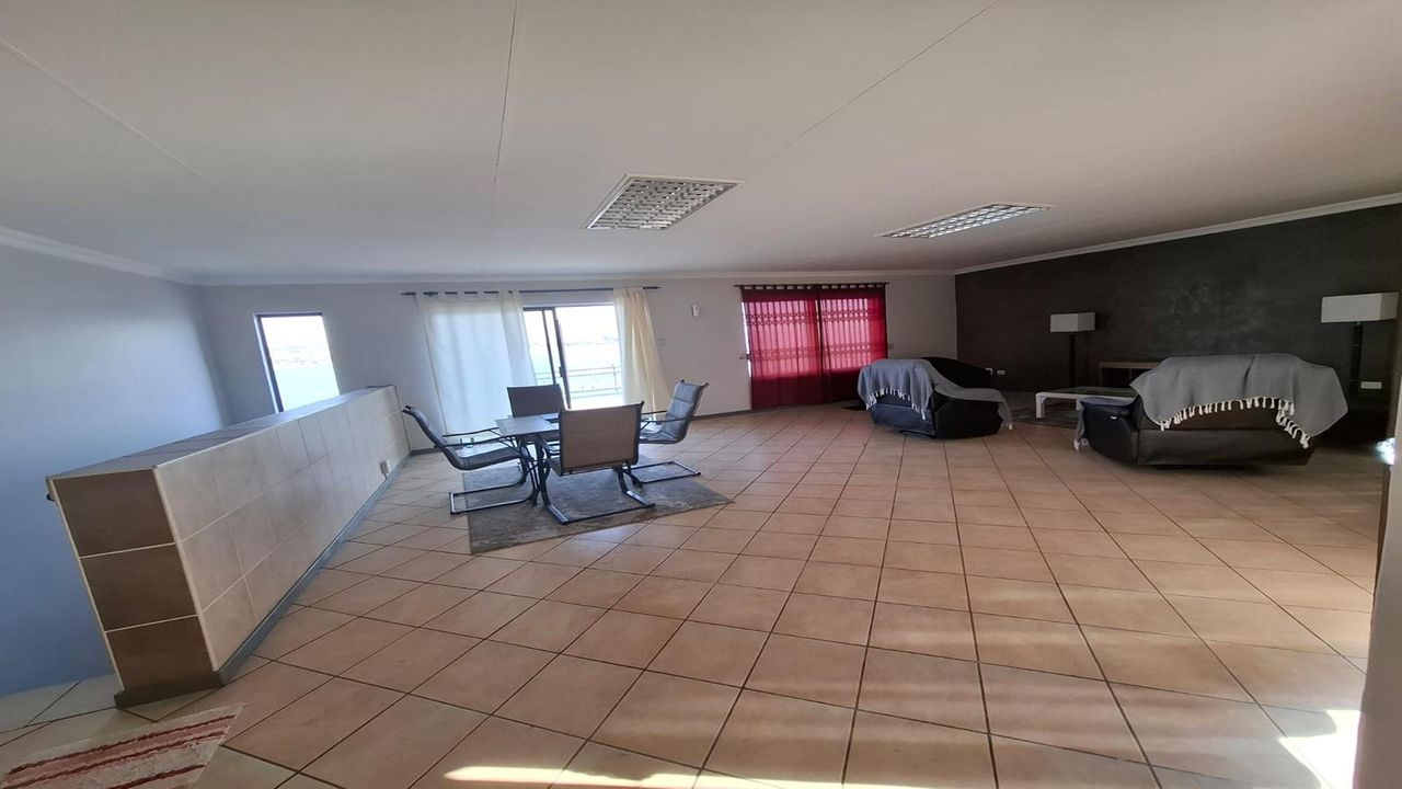 Photo 10 of 20