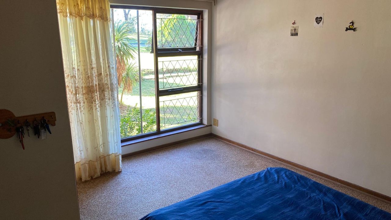 Photo 10 of 22