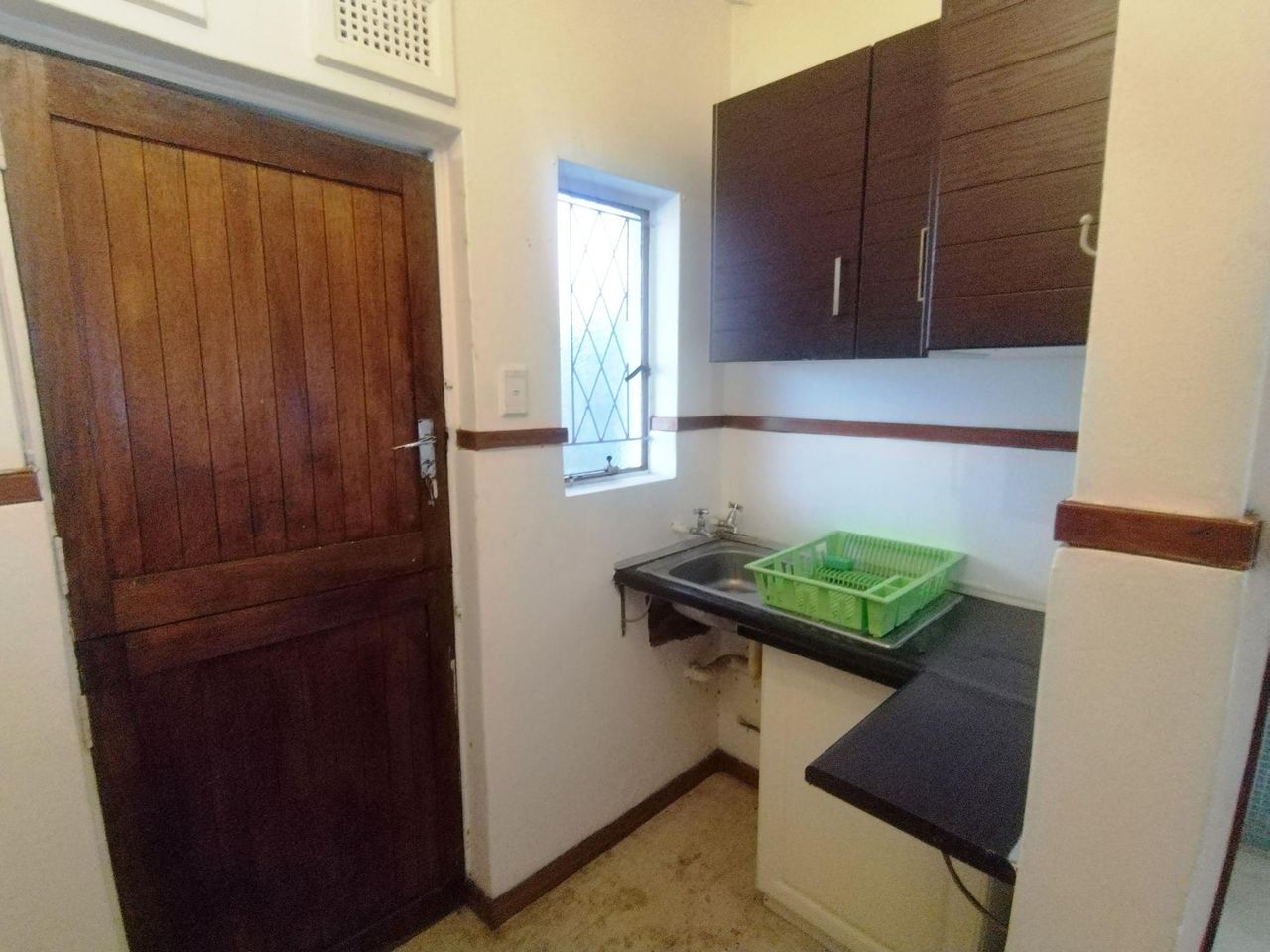 Photo 2 of 10