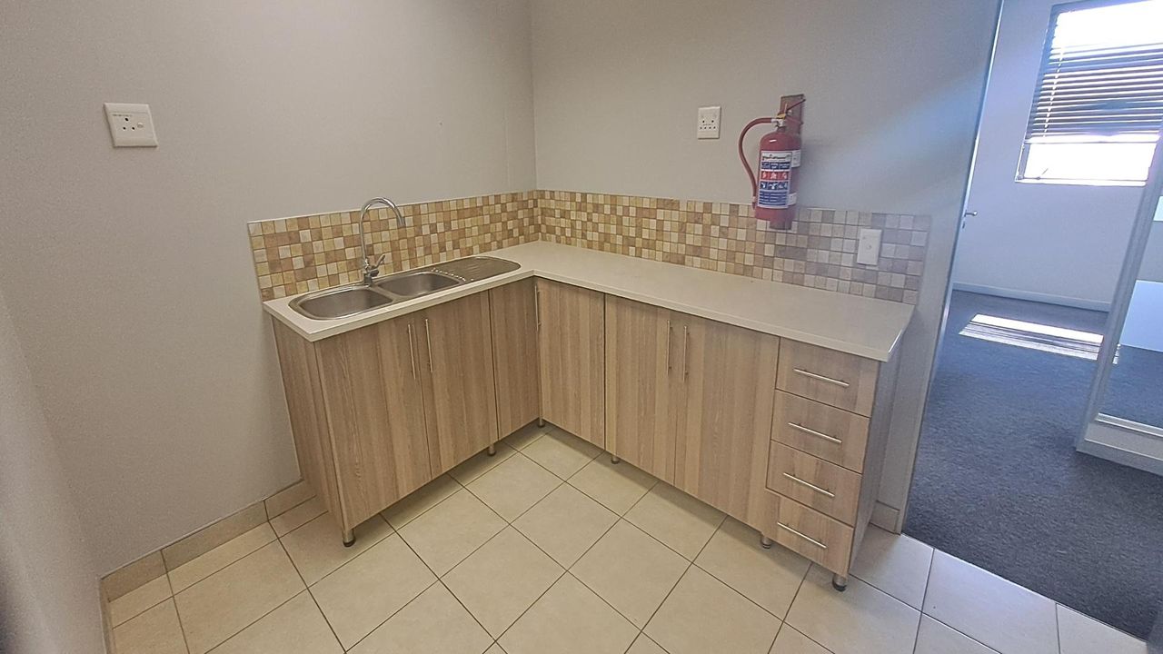 Photo 20 of 30