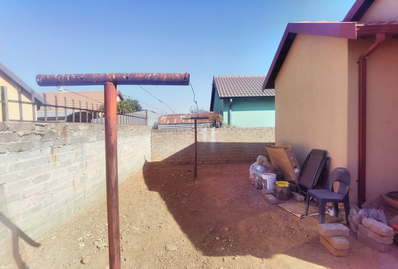 3 Bedroom house for sale in Soshanguve East Ext 3