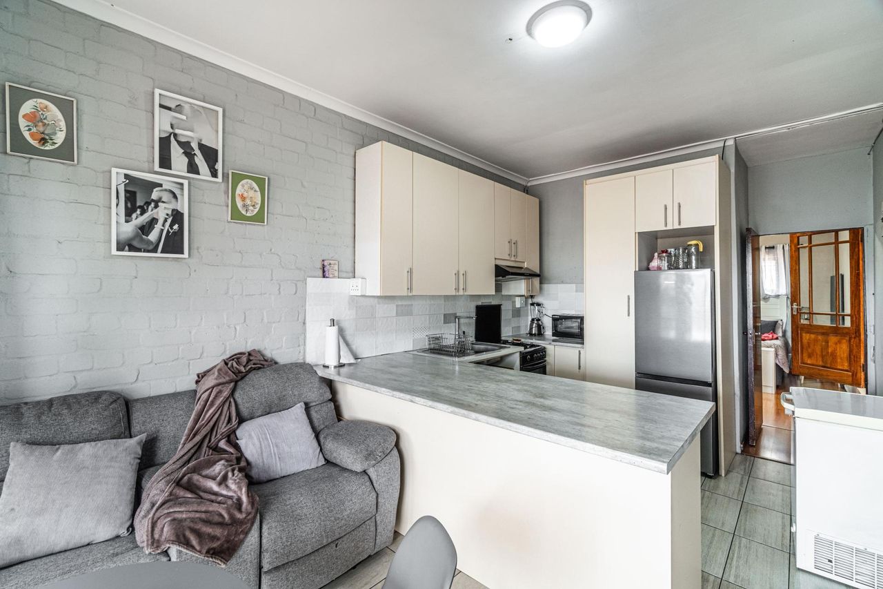 Photo of 3 Bedroom house for sale in Fairways, Cape Town