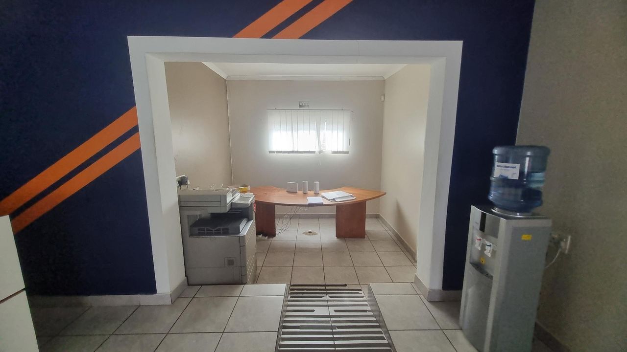 Photo 10 of 35