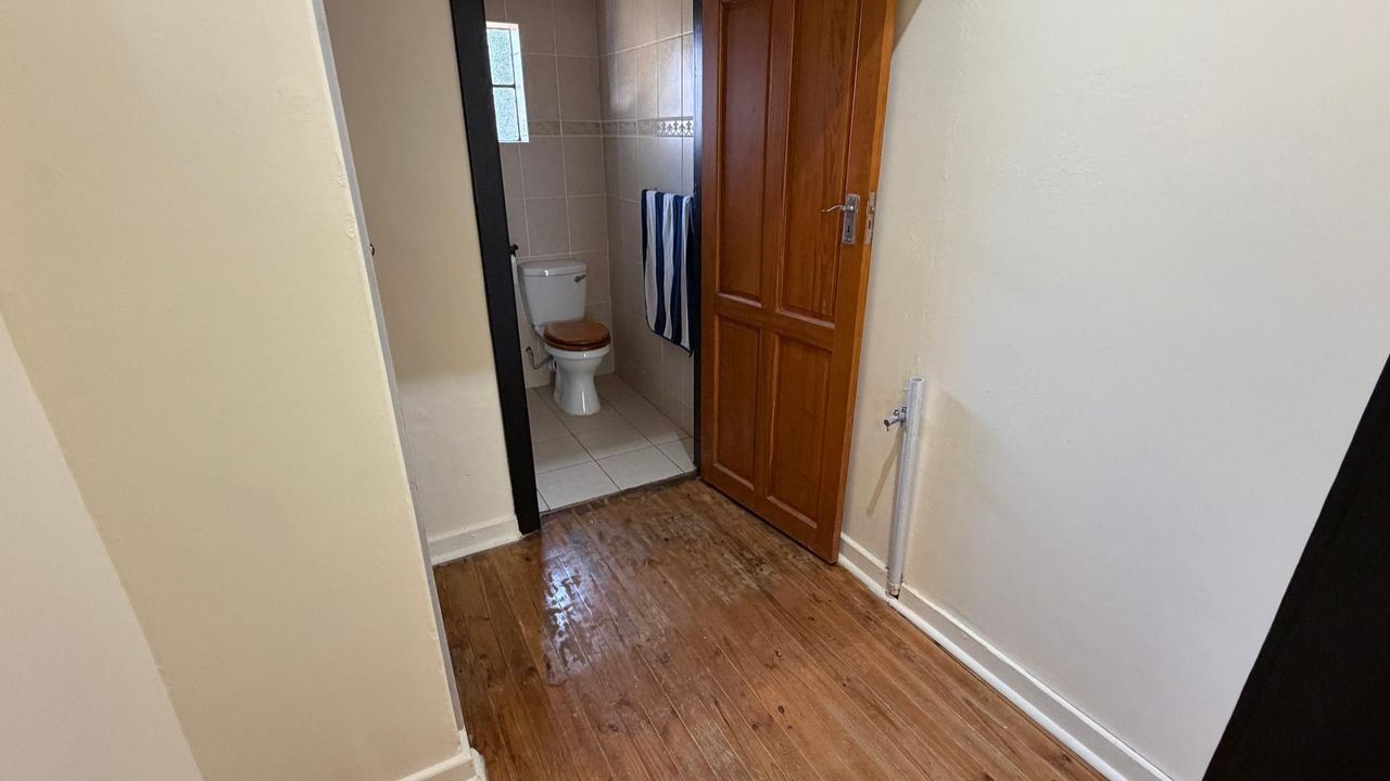 Photo 18 of 35
