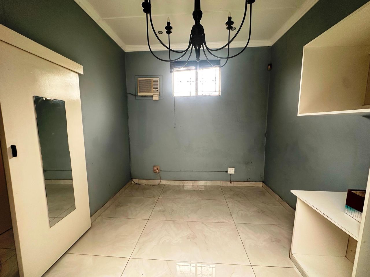 Photo 19 of 20