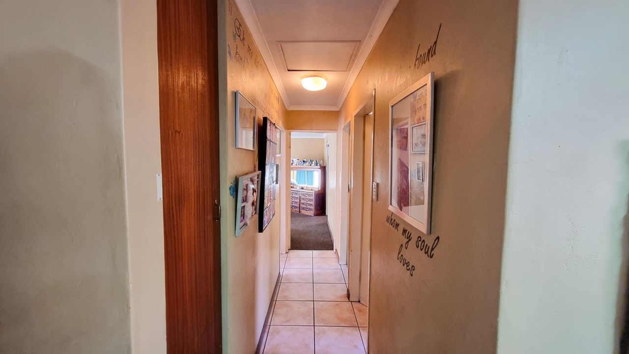 Photo of 3 Bedroom duet for sale in Middelburg South