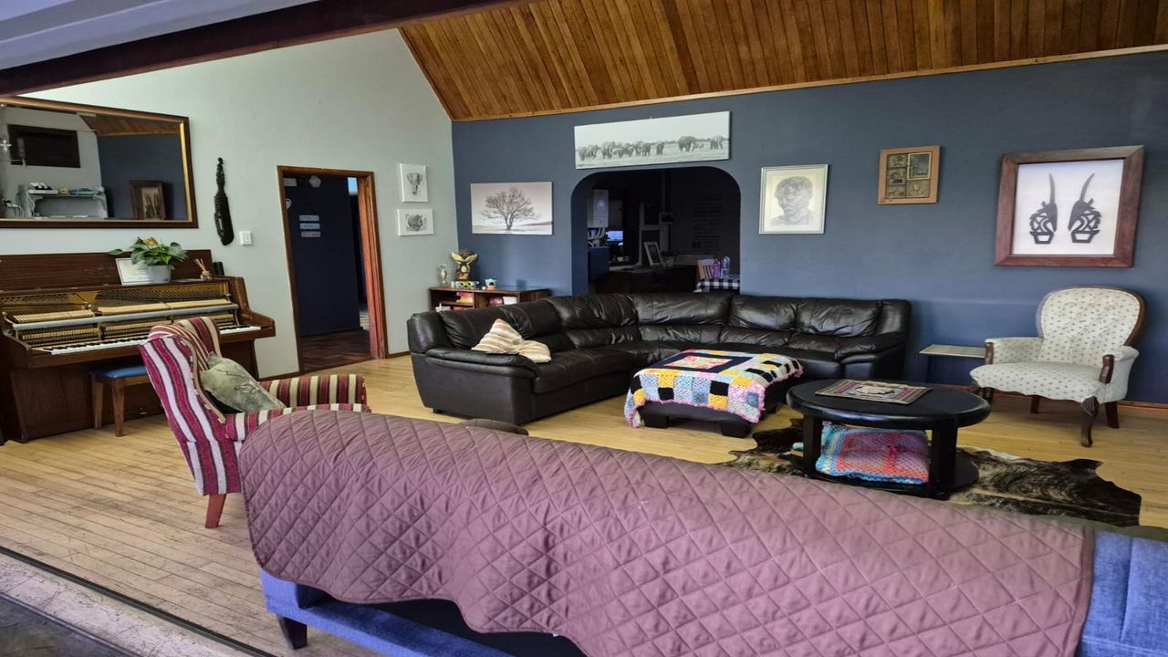 Photo 6 of 35