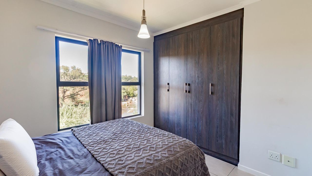 Photo of 1 Bedroom apartment sold in Olivedale, Randburg