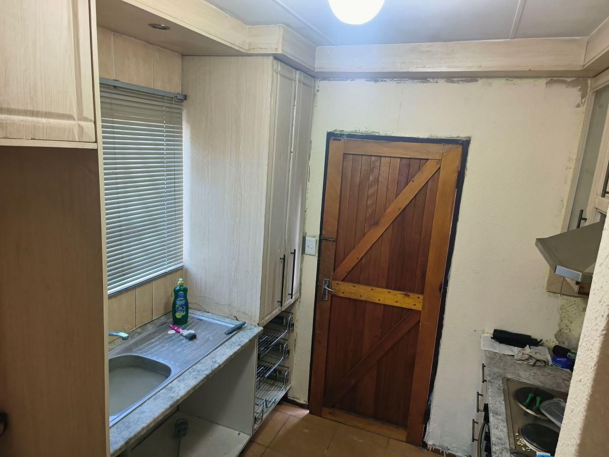 Photo 2 of 16