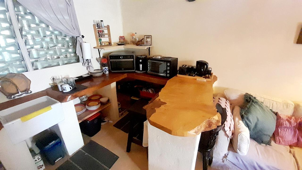 Photo 20 of 27