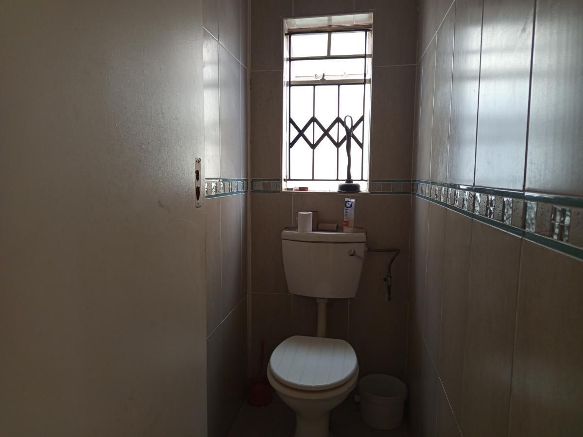Photo 14 of 20