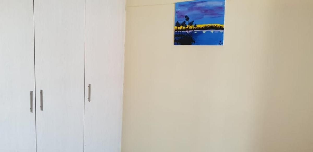 Photo 11 of 12