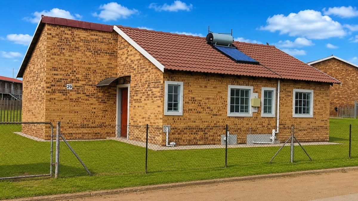 Photo of 3 Bedroom house for sale in Embalenhle, Secunda