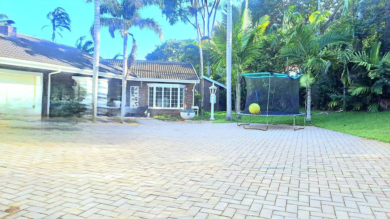 Photo 1 of 18