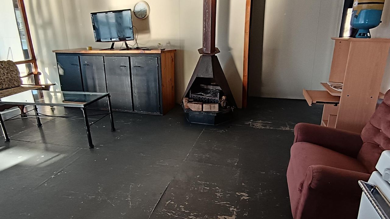 Photo 18 of 29
