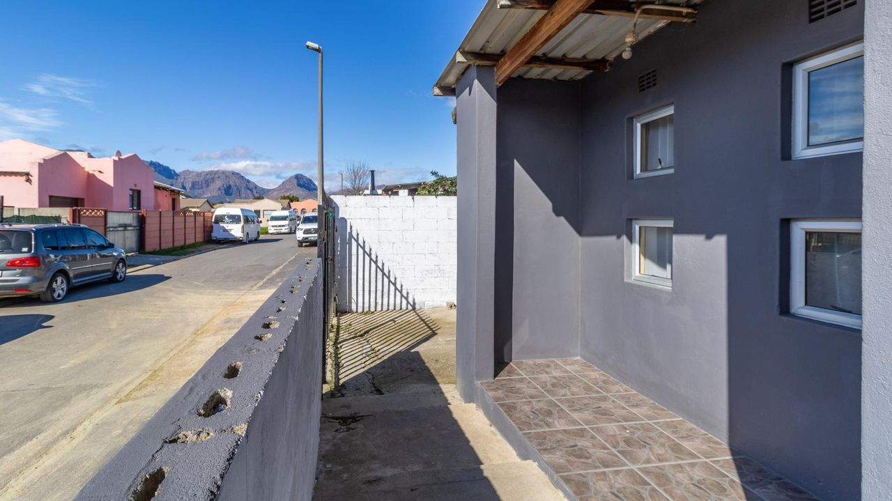 Photo of 3 Bedroom house sold in Groenheuwel, Paarl
